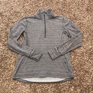 Women’s Lululemon activewear sweater size 6
